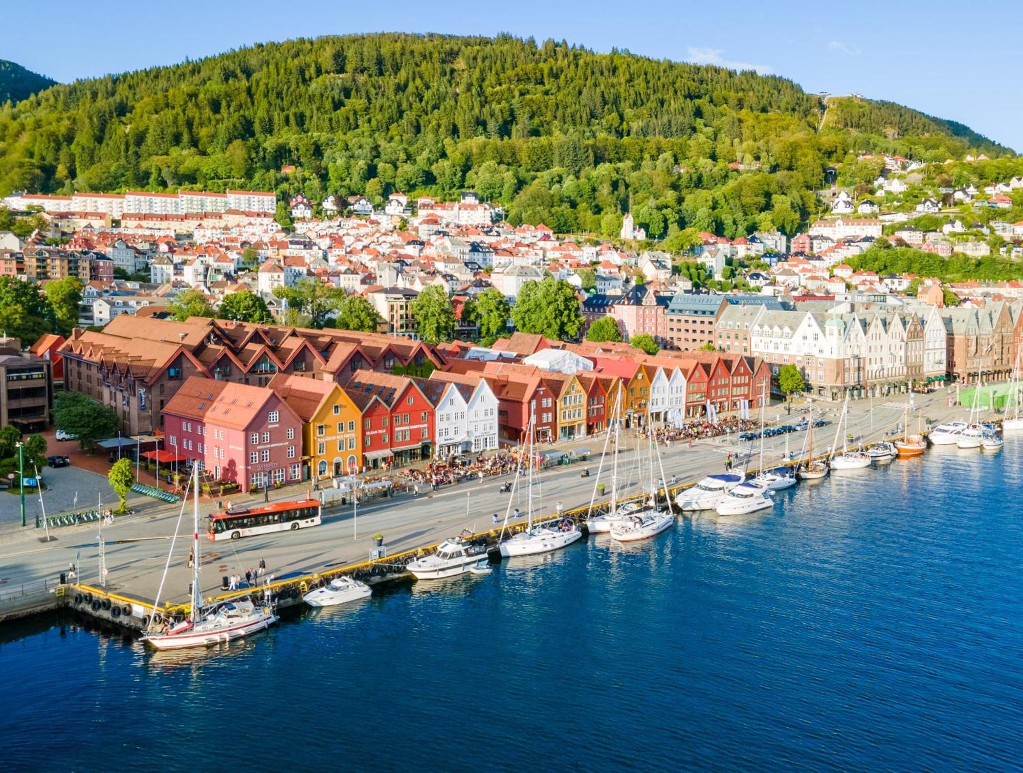 Family Friendly 3Br - Quiet Area - Behind Bryggen Lägenhet Bergen Exteriör bild